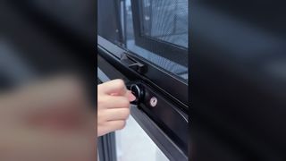 Janela com manivela série EDUN 80